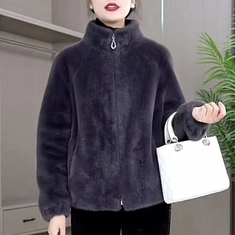 High-end original fur one-piece loose and fashionable upper-grade waisted fur coat for middle-aged and elderly mothers