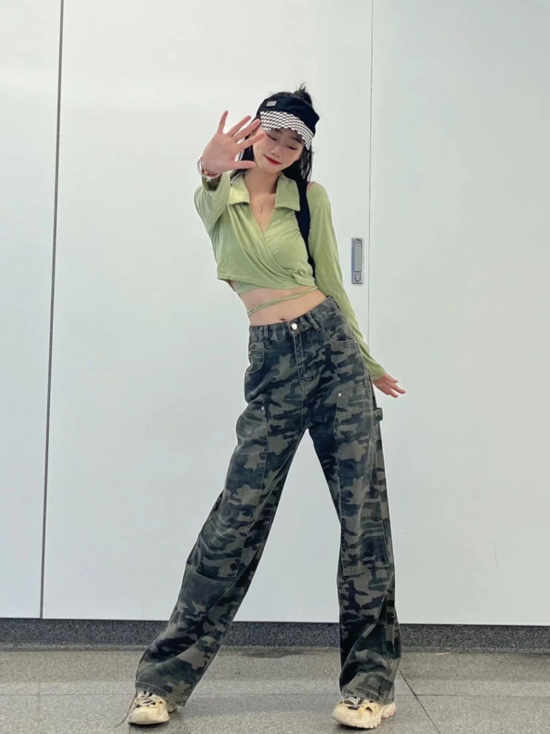 復古軍綠色迷彩工裝褲女美式高腰寬鬆顯瘦直筒衝鋒休閒長褲潮ins