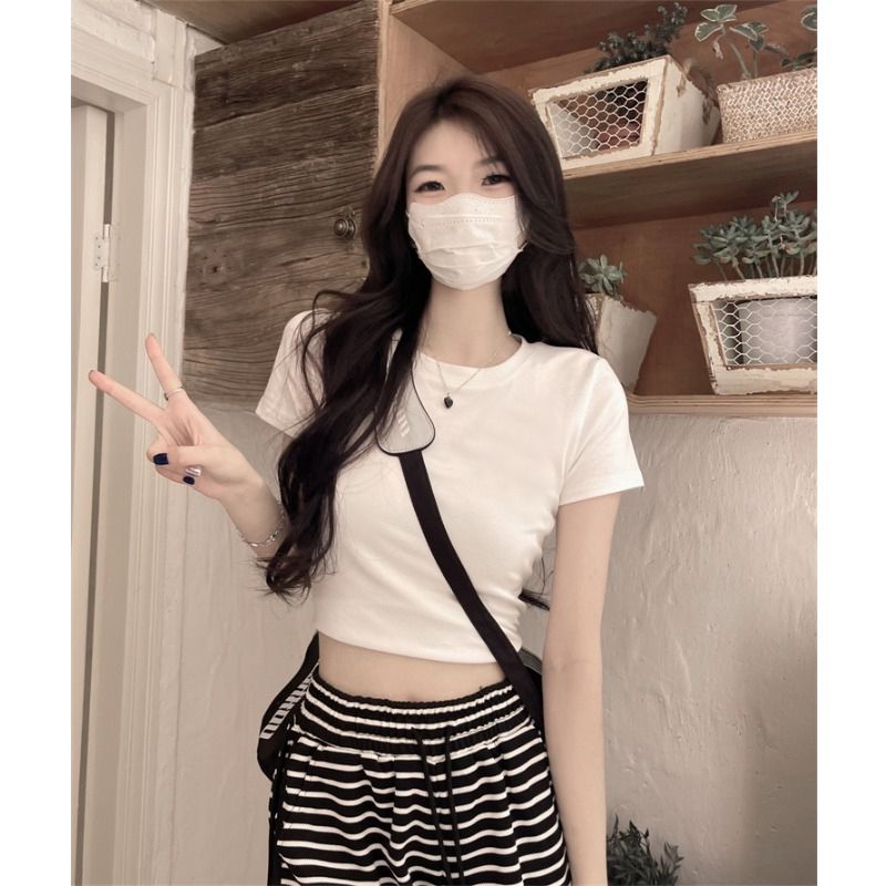 白色美式正肩短袖t恤女夏季設計感小眾修身顯瘦短款高腰露臍上衣
