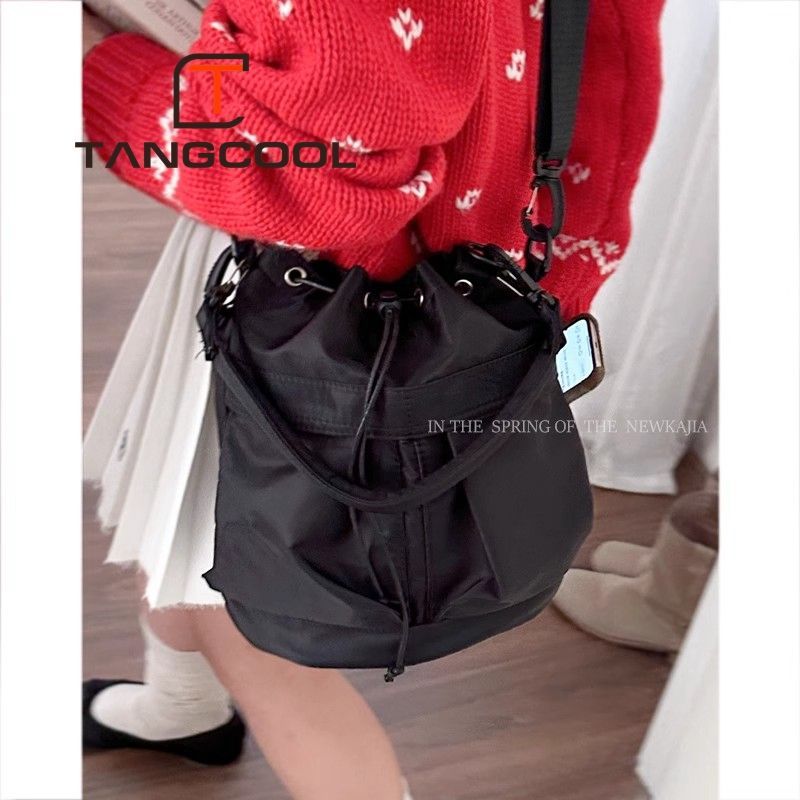 Korean style fashionable nylon drawstring bucket bag, personalized versatile portable shoulder crossbody bag, daily casual