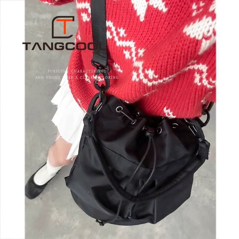 Korean style fashionable nylon drawstring bucket bag, personalized versatile portable shoulder crossbody bag, daily casual