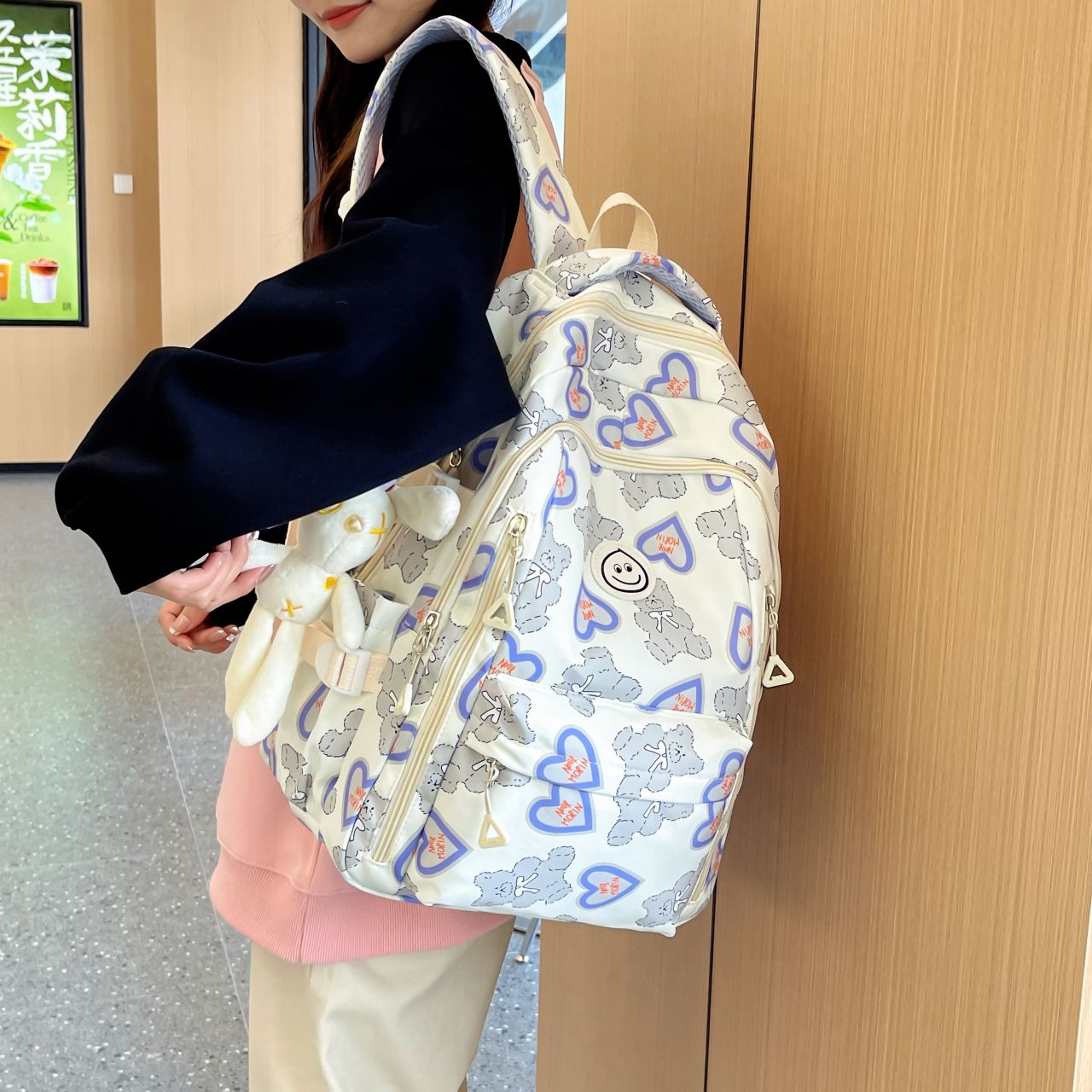 Girls' schoolbags, junior high school students' versatile primary school students' backpacks, cute new student backpacks, large capacity backpacks