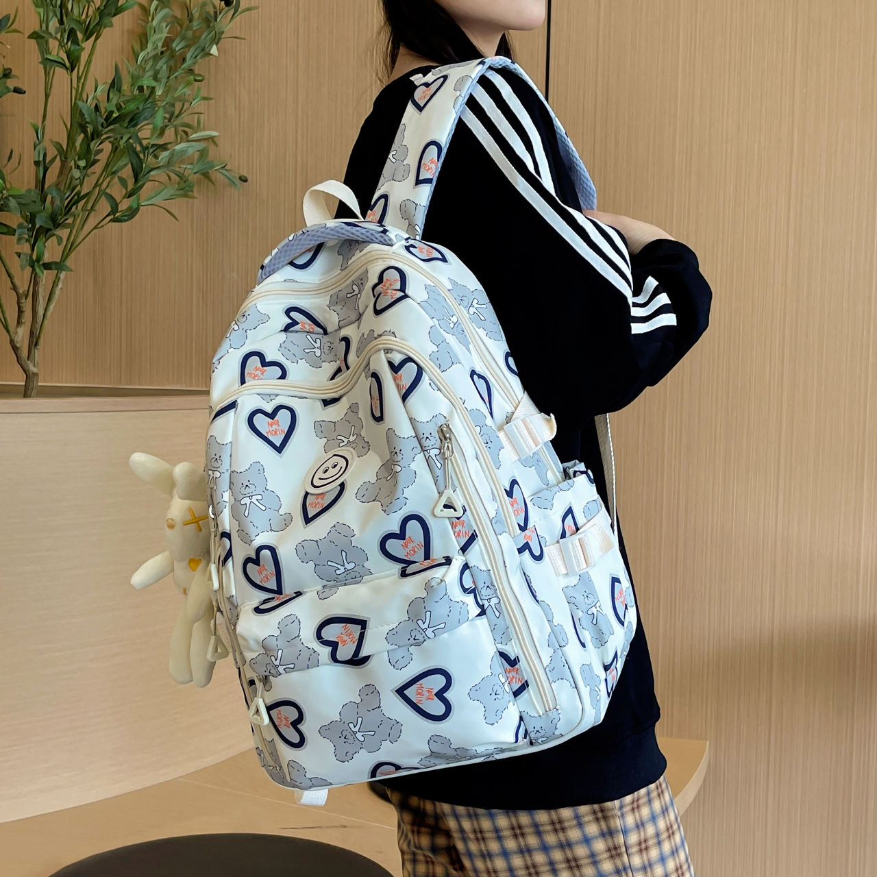 Girls' schoolbags, junior high school students' versatile primary school students' backpacks, cute new student backpacks, large capacity backpacks