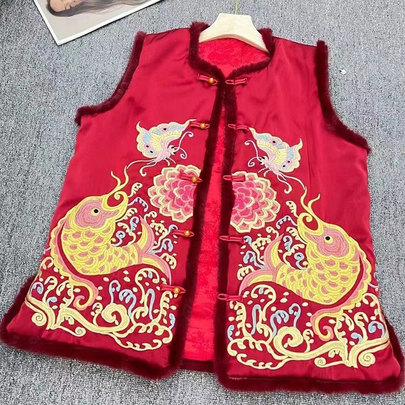  autumn and winter age-reducing, beautiful, foreign-style, high-end and super good-looking new Chinese style black embroidered national style vest jacket for women