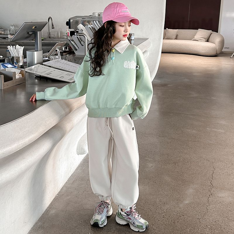 Girls' spring and autumn sportswear, loose sweatshirts, spring suits for older children, fashionable and western-style casual clothes for children