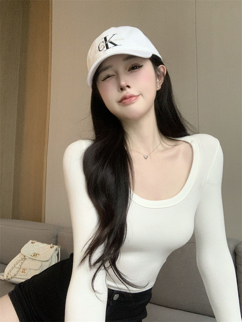 辣妹風白色U領打底衫女秋冬高腰露臍短款上衣內搭緊身正肩長袖T恤