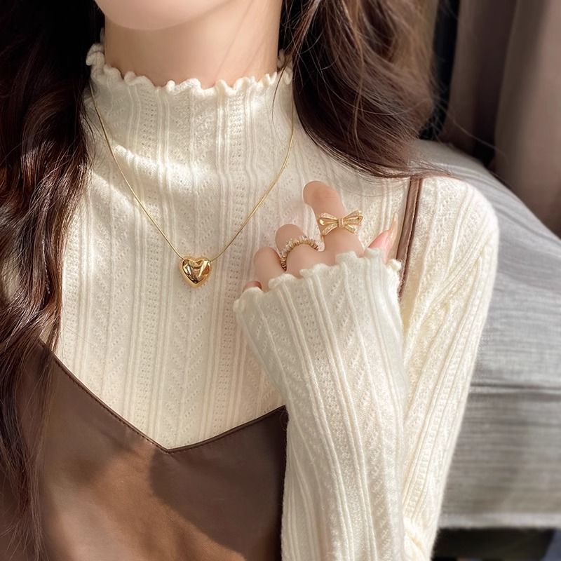 White bottoming shirt for women 2024 new autumn and winter inner wear high-end half turtleneck sweater fungus edge knitted sweater top