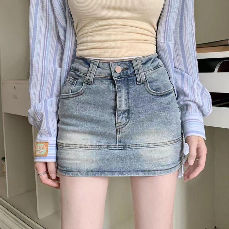 Distressed light-colored denim skirt women's spring hot girl high-waist slim hip skirt anti-exposure short skirt culottes