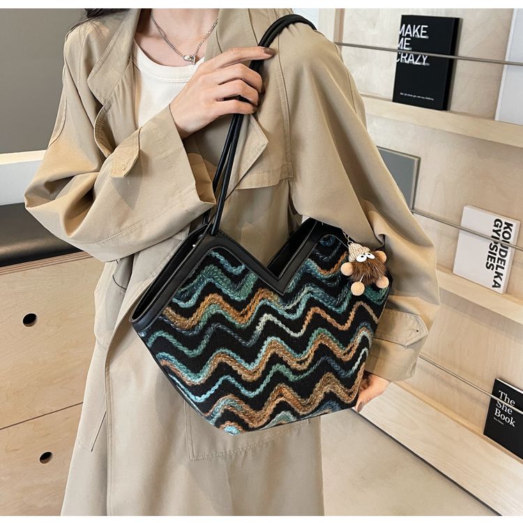 Borsa a tracolla singola da ascella, con tracolla a secchiello, stile vintage, ricamata, per donna, 2024, nuova tendenza casual di fascia alta_voghion.com