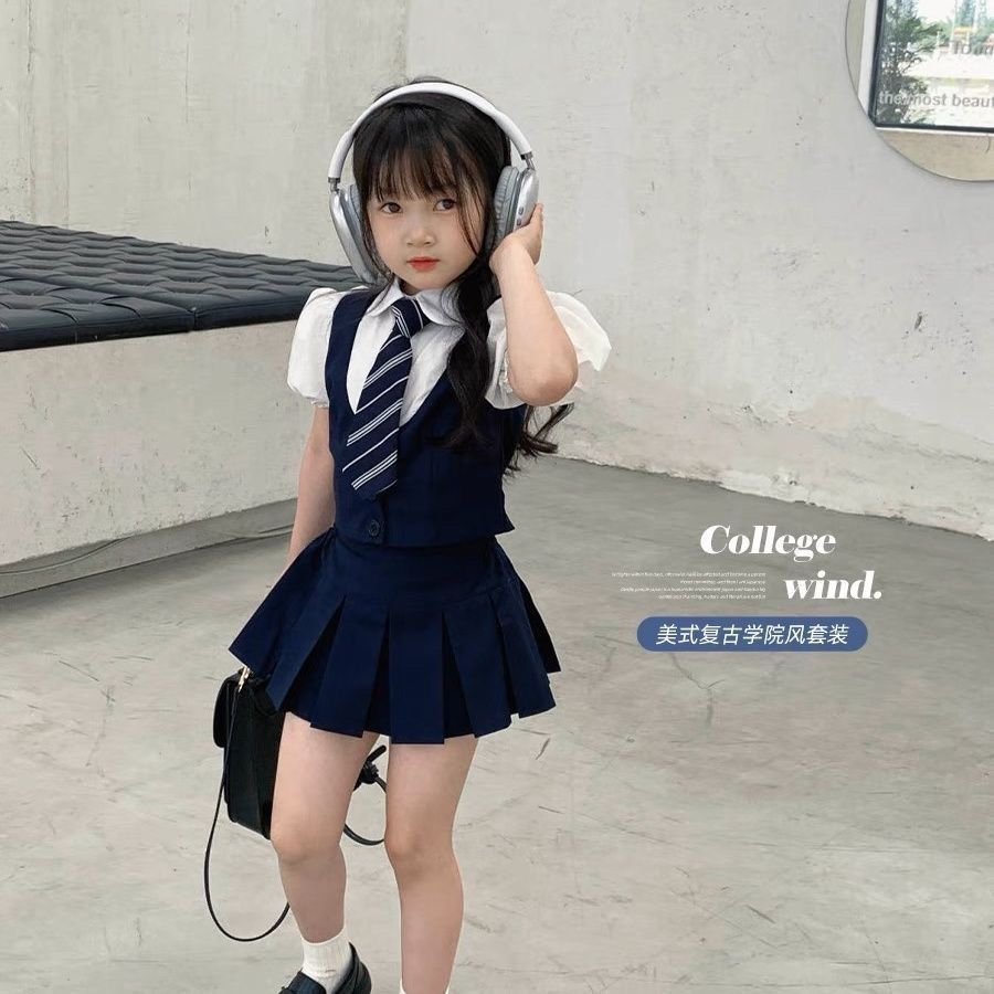 Girls College Style Suit 2024 Korean Version JK Uniform Two-piece Girl's Shirt Campus Style Pleated Skirts Summer Wear