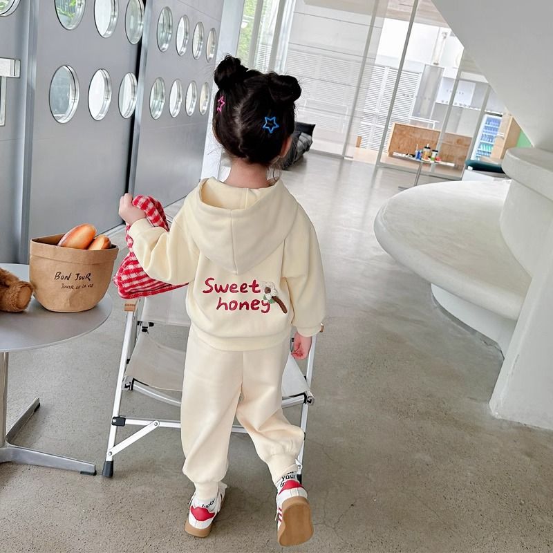 Girls Suits Spring and Autumn 2024 New Internet Celebrity Style Girls Baby Children's Sports Clothes Children's Clothes Spring Clothes