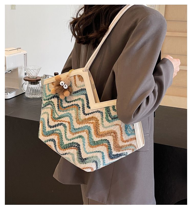 Borsa a tracolla singola da ascella, con tracolla a secchiello, stile vintage, ricamata, per donna, 2024, nuova tendenza casual di fascia alta_voghion.com