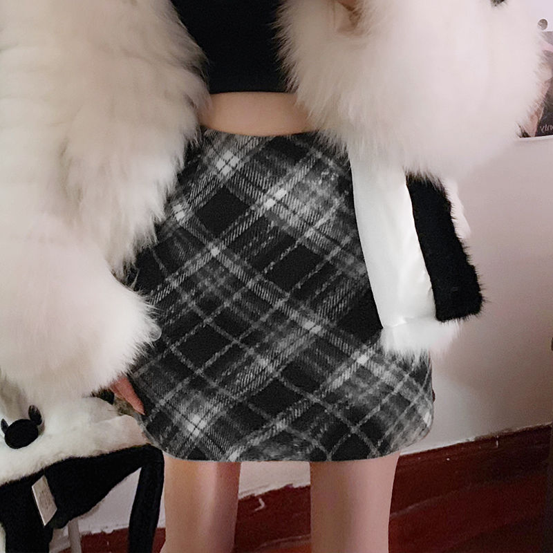 Gradient plaid A-line skirt, tight-fitting and sexy pure lust style cover-up, slimming design, small fragrant style, elastic waist straight skirt