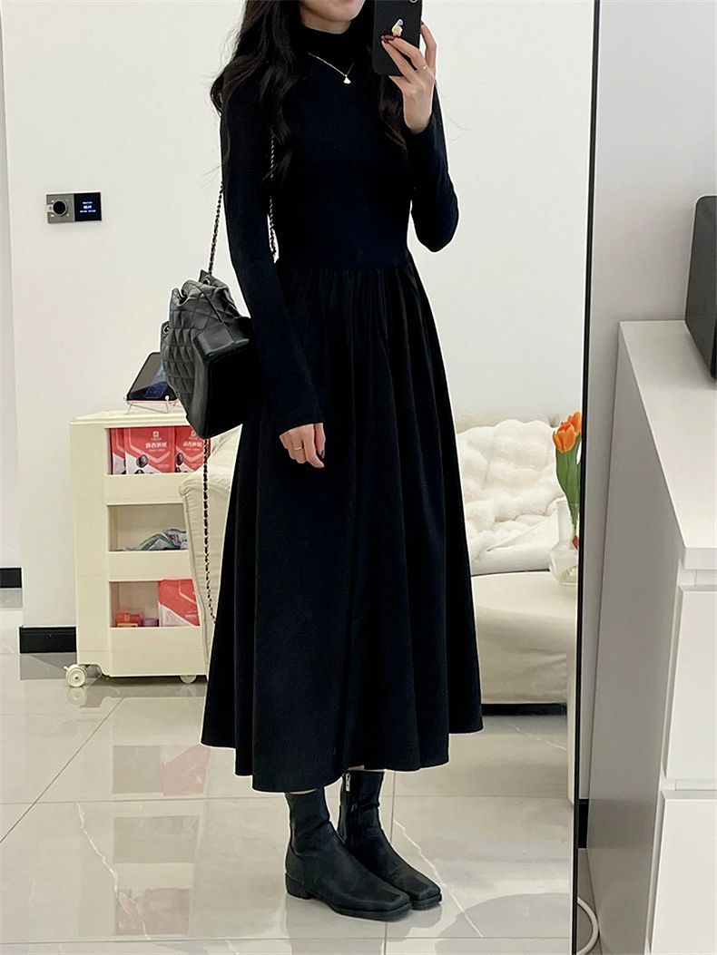 Hepburn style long-sleeved slimming bottoming A-line dress for women in autumn and winter French style waist slimming inner long skirt