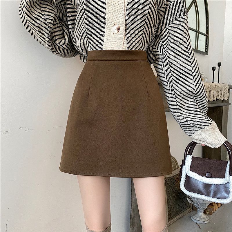 Small solid color, versatile, fashionable, slim, high-waisted, elastic waist, anti-exposure, age-reducing, cross-body A-line straight skirt