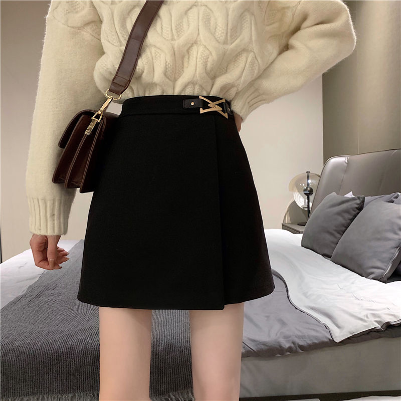 Irregular solid color A-line skirt, sexy high waist, elastic waist, versatile, light luxury, age reduction, pure lust, hot girl style one-line skirt