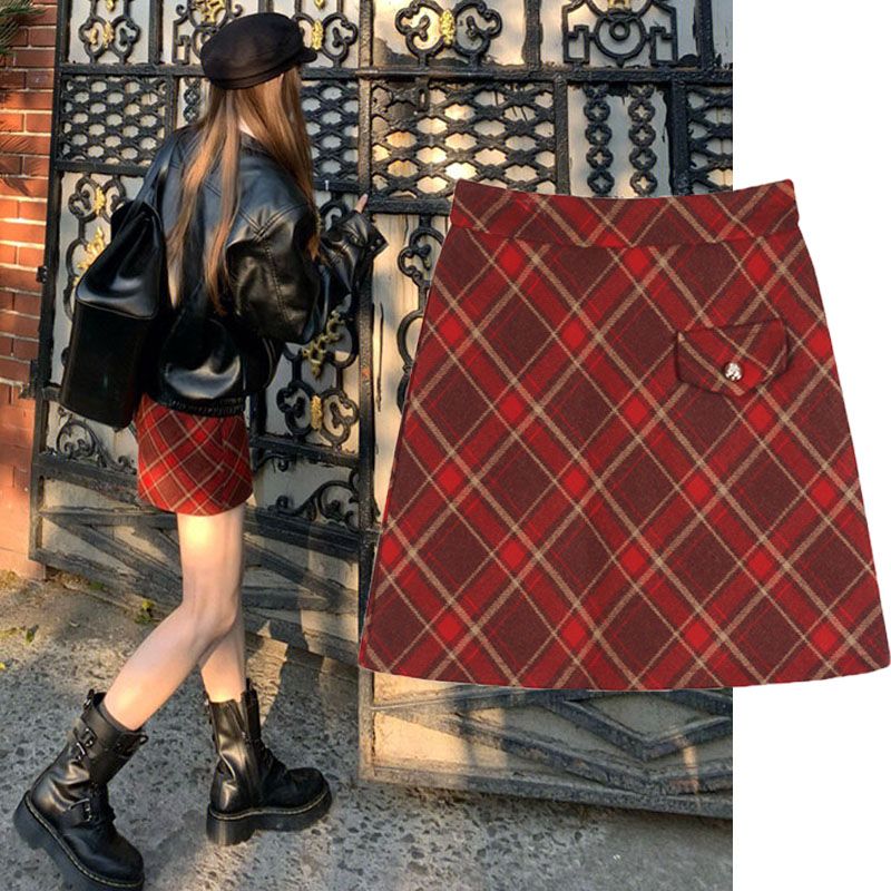Retro college style patterned A-line skirt, fashionable, light, luxurious, age-reducing, sexy and pure lust-style elastic waist straight skirt, one-line skirt