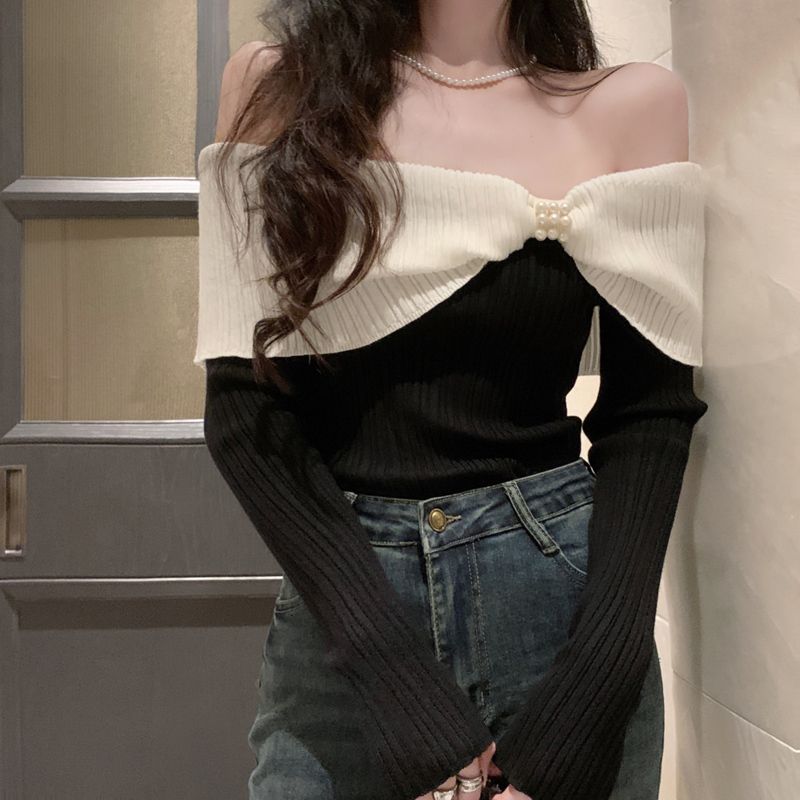 Contrast color one-shoulder lapel pearl sweater, temperament long-sleeved top, women's autumn and winter sexy slimming off-shoulder bottoming shirt
