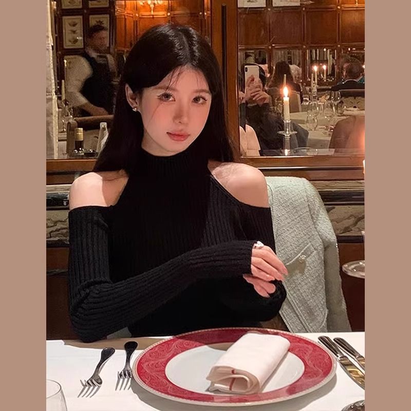 掛脖針織衫上衣女秋冬2024新款黑色露肩修身內搭打底衫厚毛衣T恤
