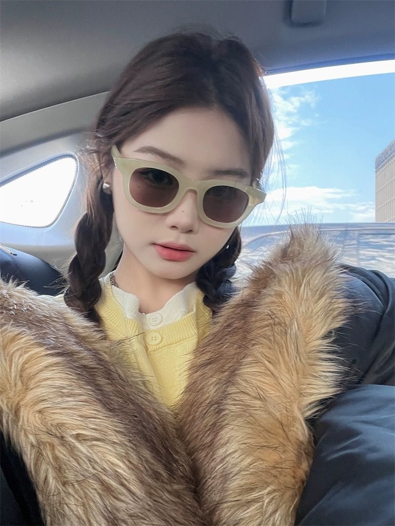 复古可爱韩版ins果冻色墨镜女欧美高级个性椭圆防紫外线太阳镜