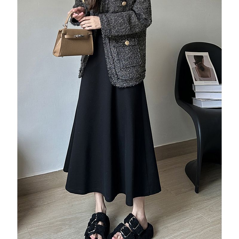 Plus size fat mm black woolen A-line skirt for women in autumn and winter high waist slim drape knitted skirt mid-length umbrella skirt