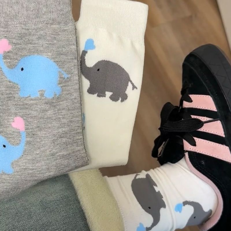 Popular socks for teenagers, women's spring and summer Korean version of Little Elephant Seamless Thin Socks, Chinese and Japanese cute and sweet girls' mid-calf socks