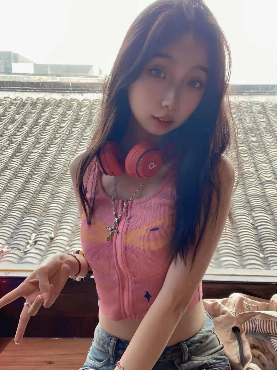 美式性感蝴蝶手繪塗鴉吊帶背心女夏外穿短款內搭辣妹無袖拉鏈上衣