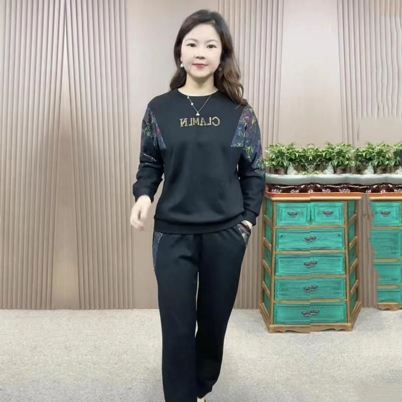 Mom's spring and autumn casual sports suit fashionable long-sleeved middle-aged and elderly large size loose and stylish 50-year-old 40-year-old two-piece set