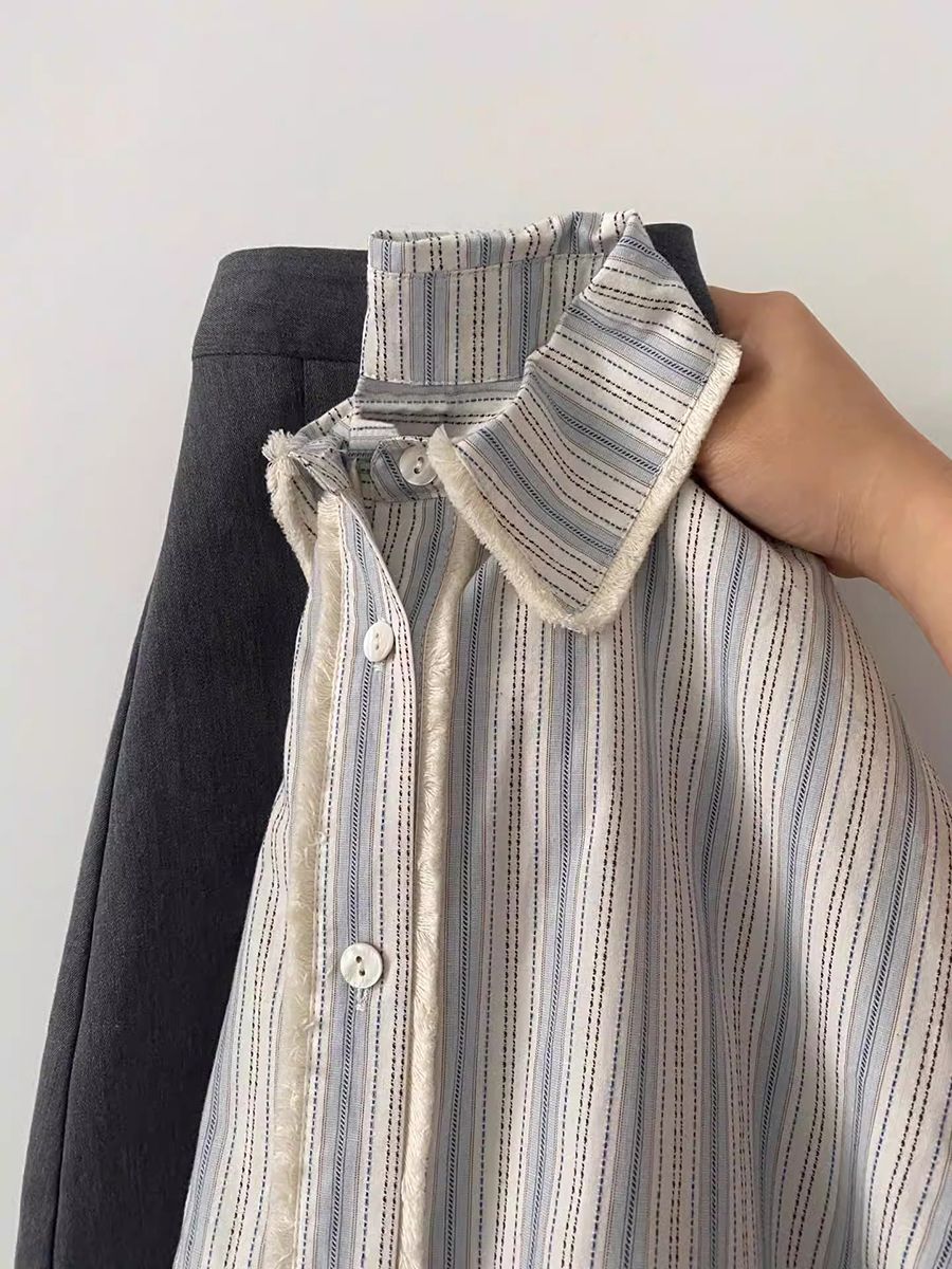 Retro striped raw edge long-sleeved shirt for women spring and summer Hong Kong style loose shoulder design niche casual top trend