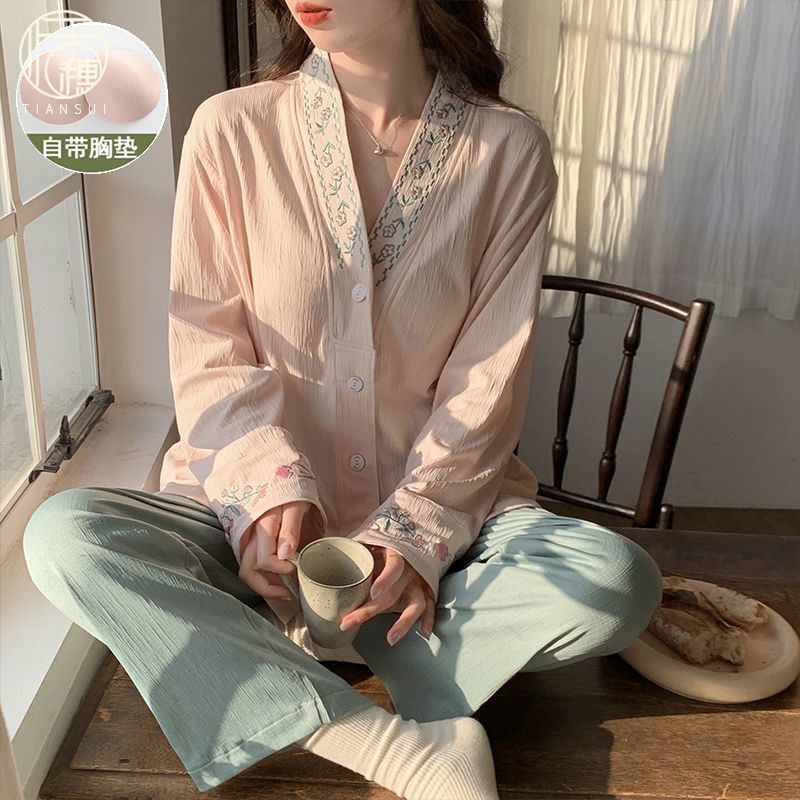 2024新款帶胸墊睡衣女春秋季長袖甜美刺繡公主風休閒家居服兩件套