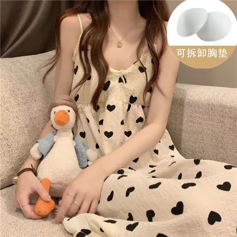 ins Japanese suspender nightgown for women to wear outside in summer new style Crayon Shin-chan bubble cotton cute pajamas with breast pads