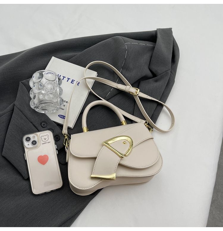 This Year's Trendy Niche Design 2024 New Women's Crossbody Fashionable Super Popular Handheld Small Square Bags_voghion.com