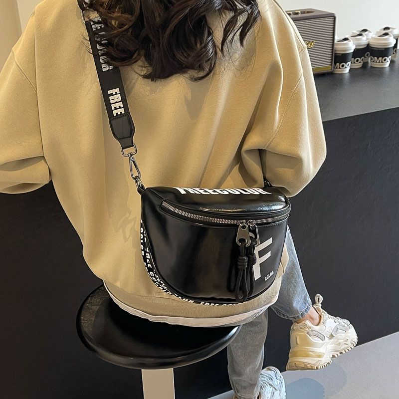 Borsa a tracolla Saddle Chest 2024, nuova, di nicchia, con tracolla larga, super popolare, elegante, a mezza tonda, con lettere, per donna._voghion.com