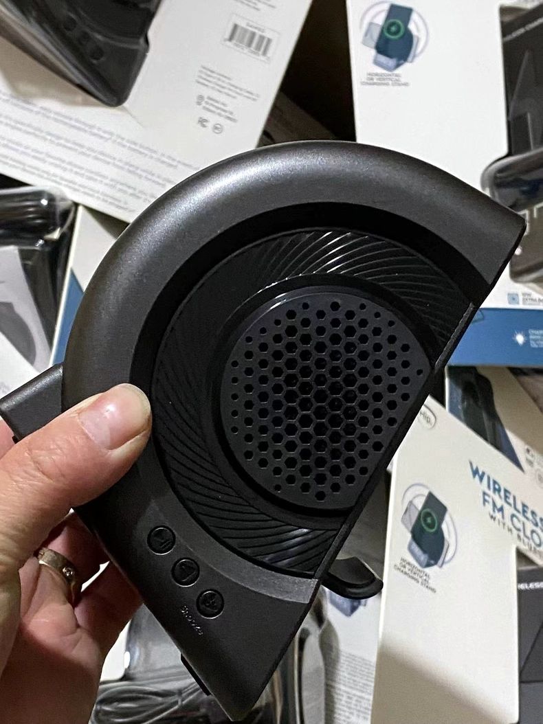 2023. gada jaunais privātais modelis trīs vienā radošais bezvadu uzlādes modinātāja Bluetooth skaļrunis_voghion.com