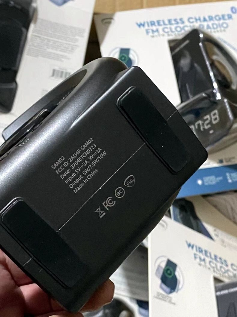 2023. gada jaunais privātais modelis trīs vienā radošais bezvadu uzlādes modinātāja Bluetooth skaļrunis_voghion.com