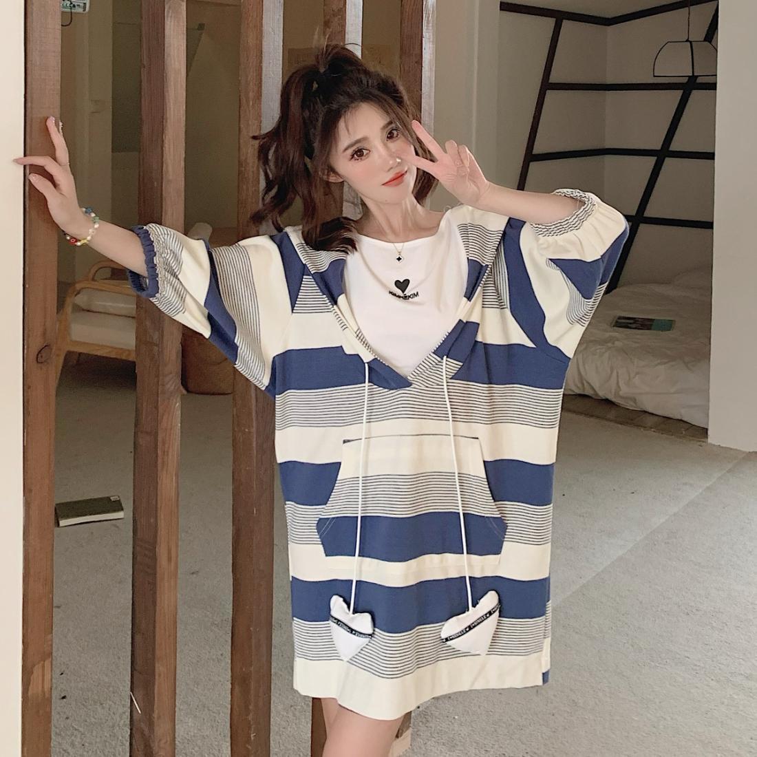 Striped splicing fake two-piece dress fat MM extra large size 300 pounds autumn and winter loose sweatshirt dress that hides flesh and shows slimming