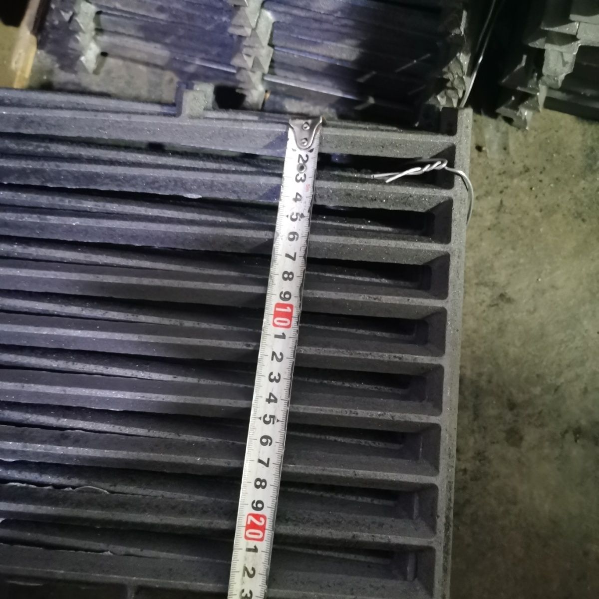 生铁铸铁炉塞炉栅炉条方形炉箅子底炉桥炉排炉篦子家用柴火灶