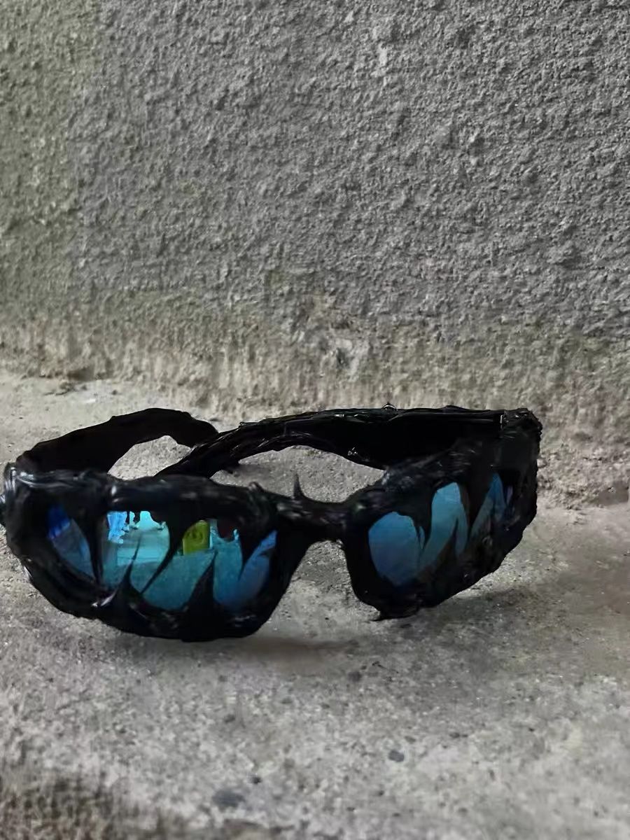 Occhiali da sole Vibe americani fatti a mano con denti di lupo e colla a goccia d'avanguardia e avanguardisti, belli unisex a forma di farfalla_voghion.com