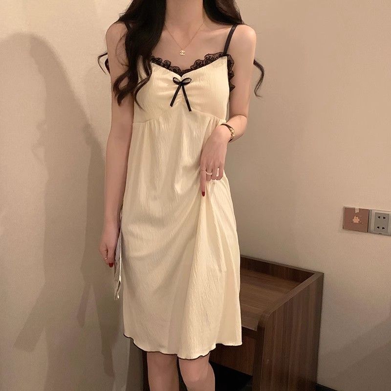 吊帶睡裙女夏季新款棉帶棉墊女士學生花邊杏色家居服睡衣裙子夏天