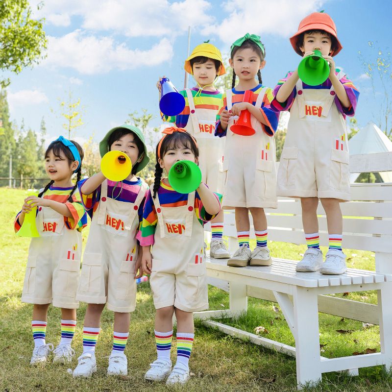 幼兒園畢業演出服六一兒童合唱表演服裝夏可愛背帶褲啦啦隊小學生