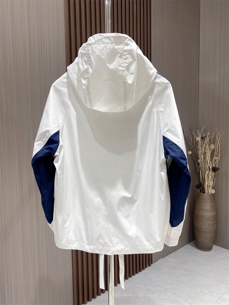 Giacca casual da uomo nuova, versatile, alla moda e alla moda, con cappuccio e righe a blocchi di colore autunnali_voghion.com