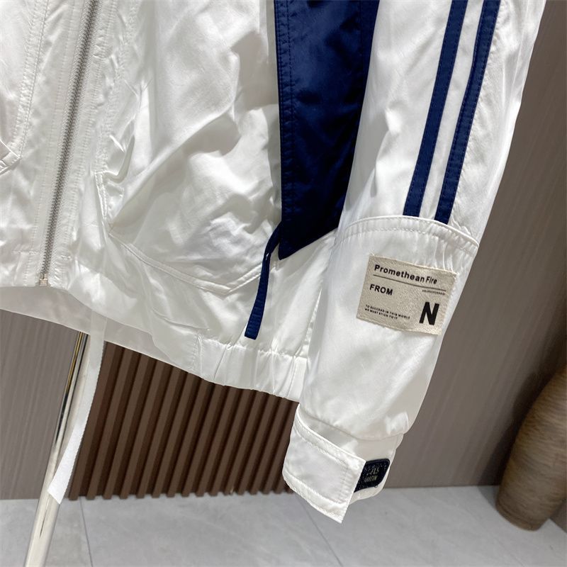 Giacca con cappuccio uomo a righe color block stile autunnale_voghion.com