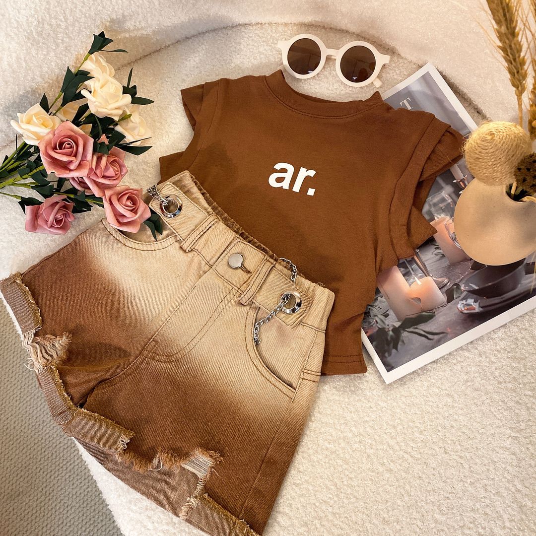 Children's 2024 New Fashionable Short-Sleeve Denim Shorts Two-Piece Set Girls' Summer Outfit_voghion.com