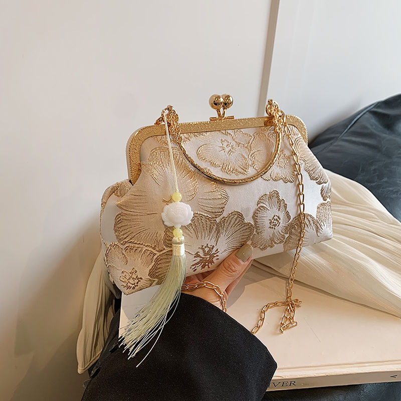 This Year's Popular Women's 2025 New Fashionable And High-end Shoulder Bag, Super Popular And Versatile Chain Crossbody Small Square Bag_voghion.com