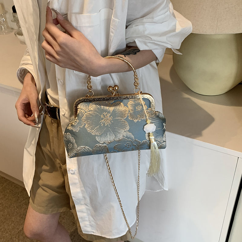 This Year's Popular Women's 2025 New Fashionable And High-end Shoulder Bag, Super Popular And Versatile Chain Crossbody Small Square Bag_voghion.com