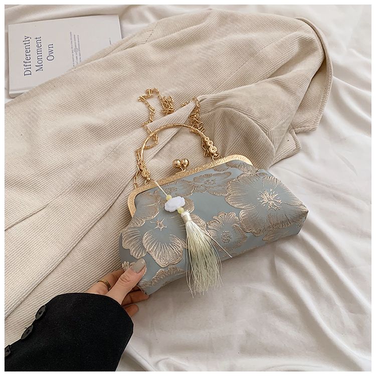 This Year's Popular Women's 2025 New Fashionable And High-end Shoulder Bag, Super Popular And Versatile Chain Crossbody Small Square Bag_voghion.com