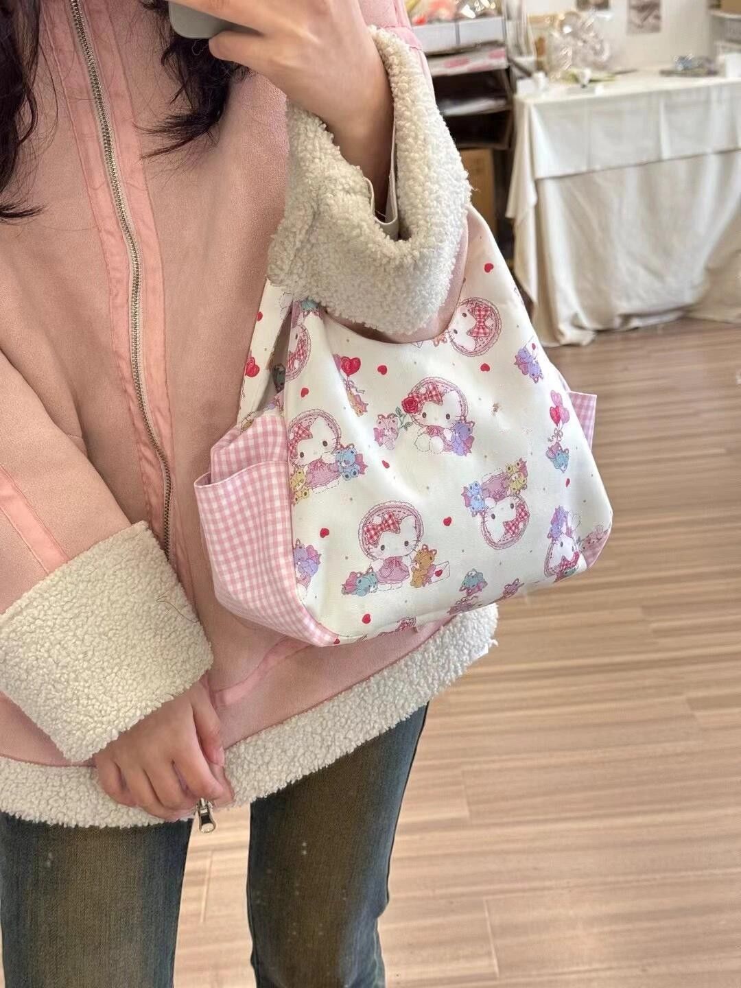 可愛碎花貓咪手提包少女小眾印花2024新款通勤便當新款搭手拎包女