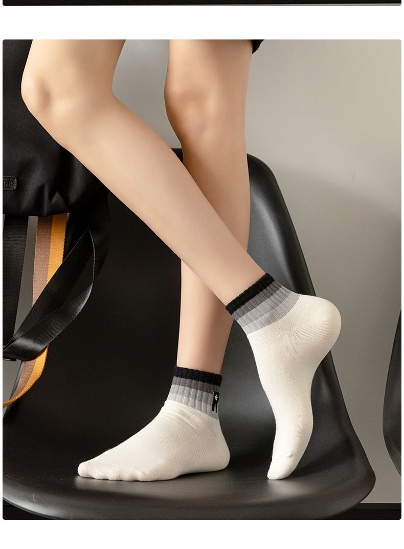 Șosete confortabile, la modă, personalizate și frumoase_voghion.com