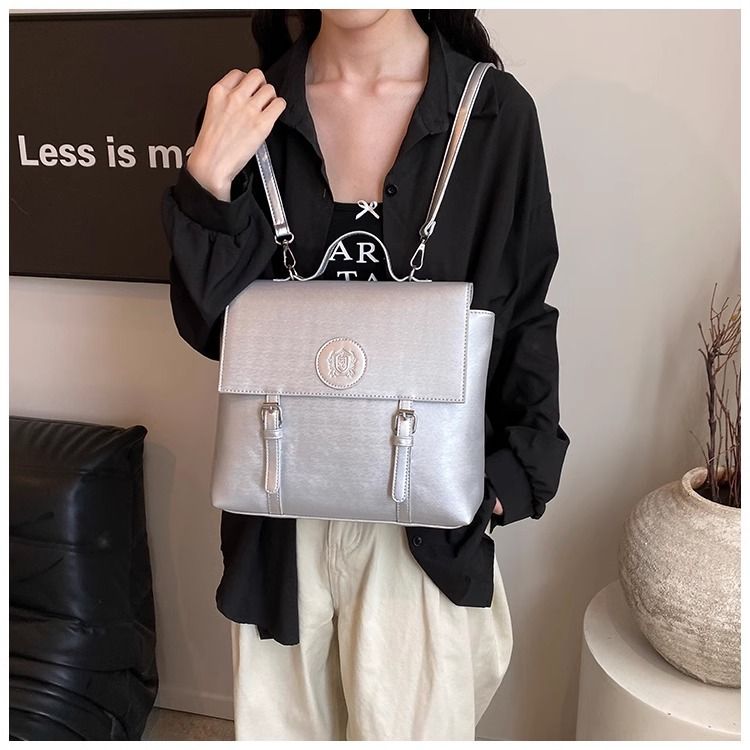 FOUR ONE High Quality Large Capacity Women's New Versatile Western style Backpack for College Students' Classes_voghion.com