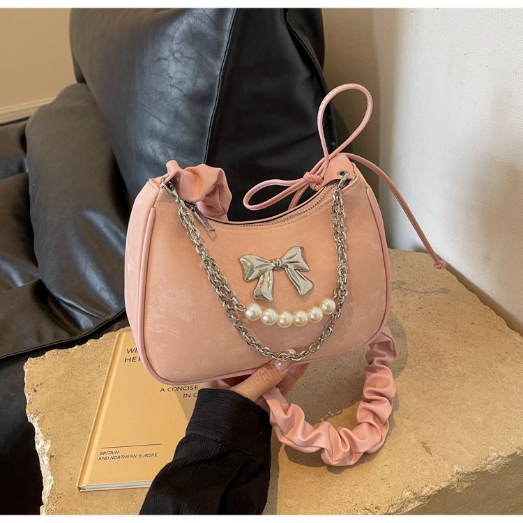 Borsa a mano in argento per donna nel 2024, nuovo design di nicchia alla moda, borsa a tracolla monospalla plissettata, catena di alta qualità_voghion.com